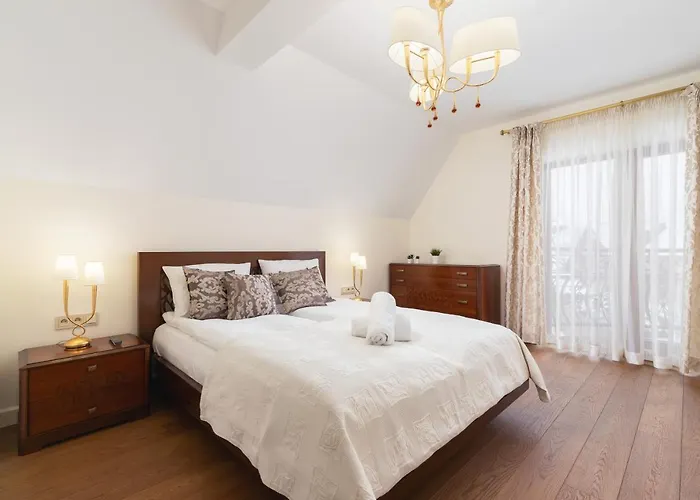 Apartament Lux Rezydencja Tatry by Renters Prestige Zakopane | 2★