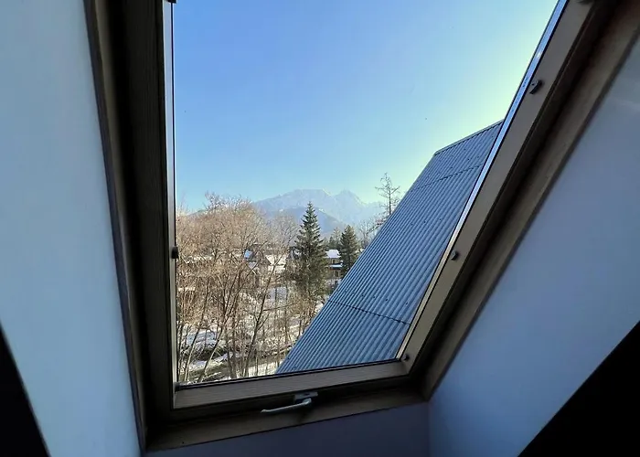 Pokoje u Reni - 5 minut do Krupówek - widok na góry Zakopane | 2★
