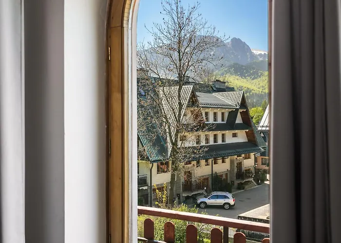 Apartment Chalubinskiego In Zakopane By Rent Like Home | 2★
