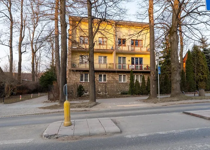 APARTAMENT HRABIEGO - 2 sypialnie, PRYWATNA SAUNA, Balkon, Parking, CENTRUM Zakopane | 2★