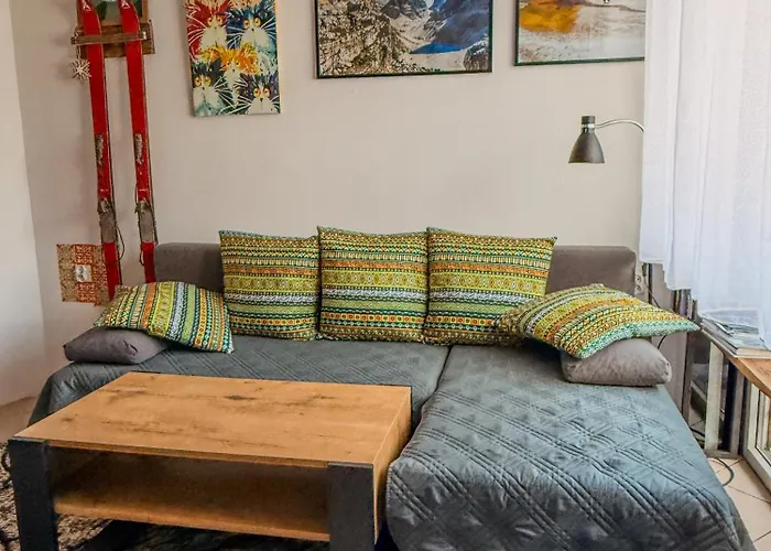 Tatratour. Apartament u Przewodników. Zakopane | 2★